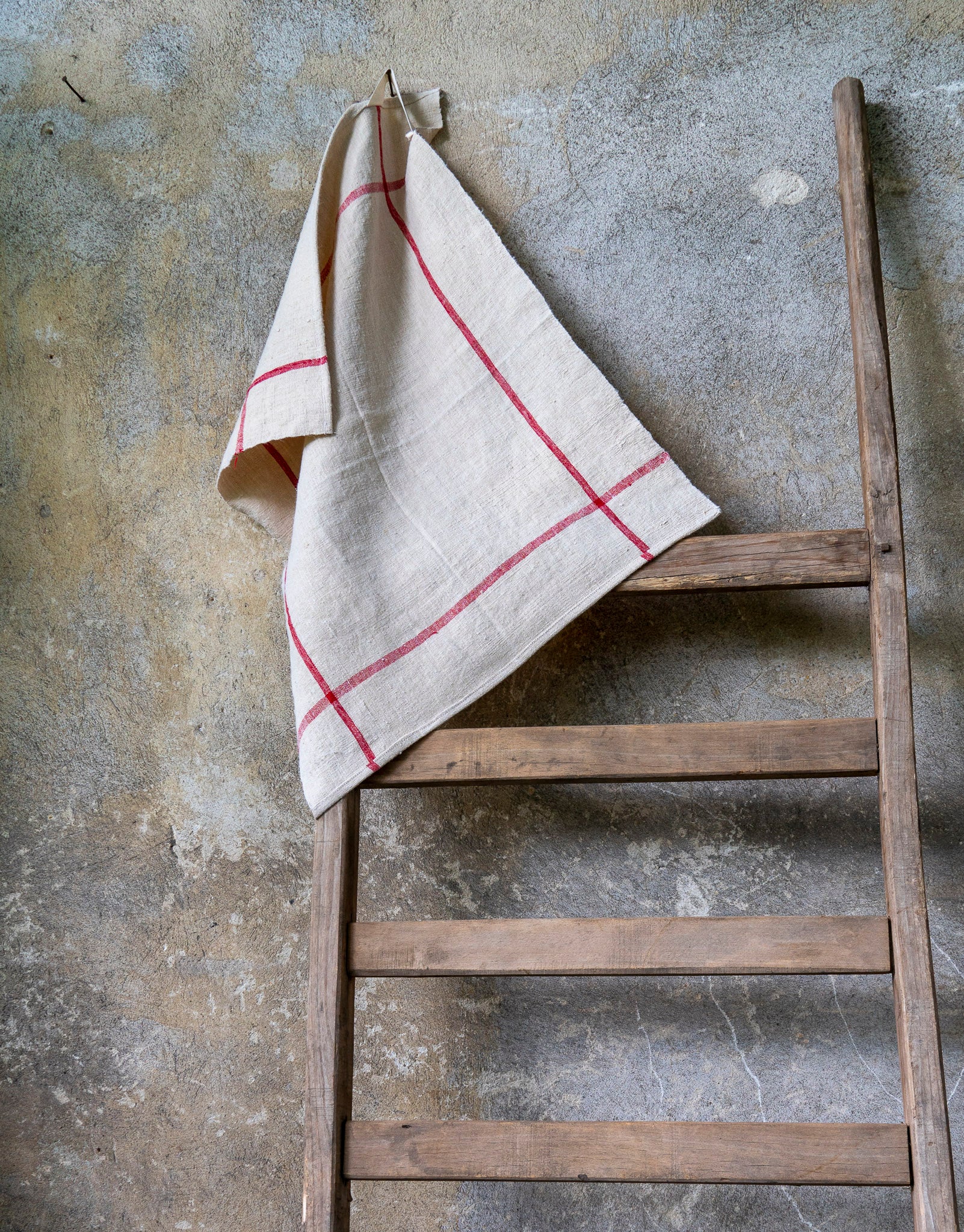 Towel: Handwoven antique Hungarian hemp - T73