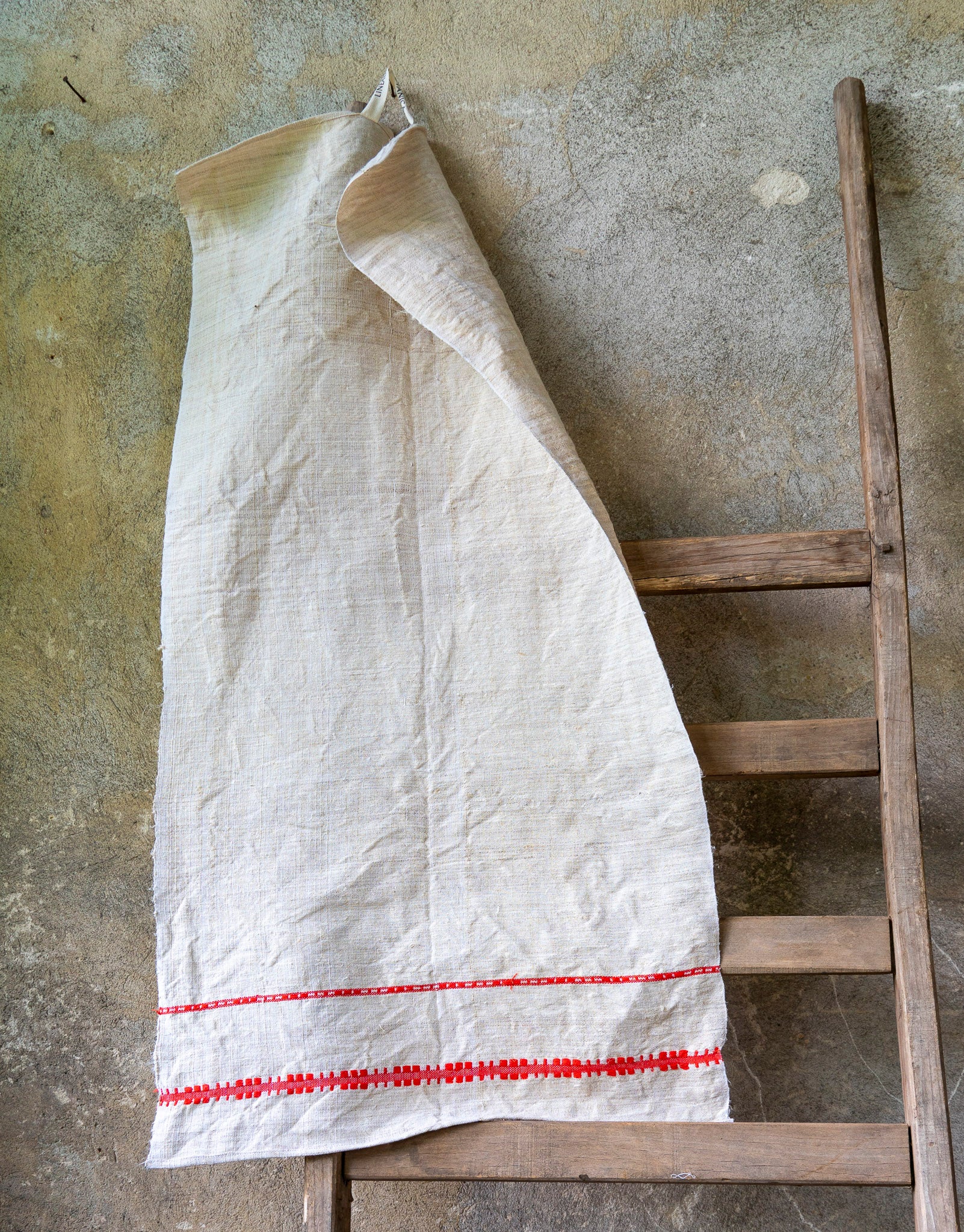 Towel: Handwoven antique Hungarian cotton and hemp - T53
