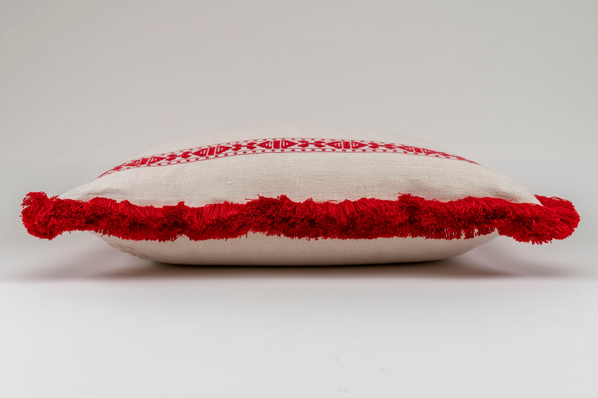 Pillow: Embroidered antique handwoven Hungarian hemp - P133