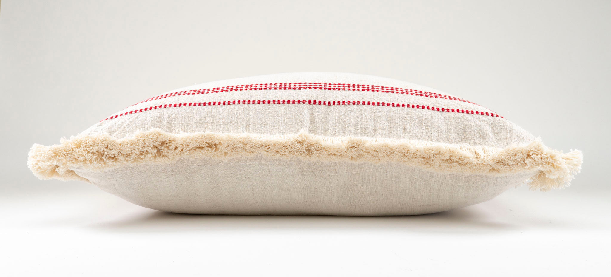 Pillow: Handwoven antique Hungarian hemp - P004