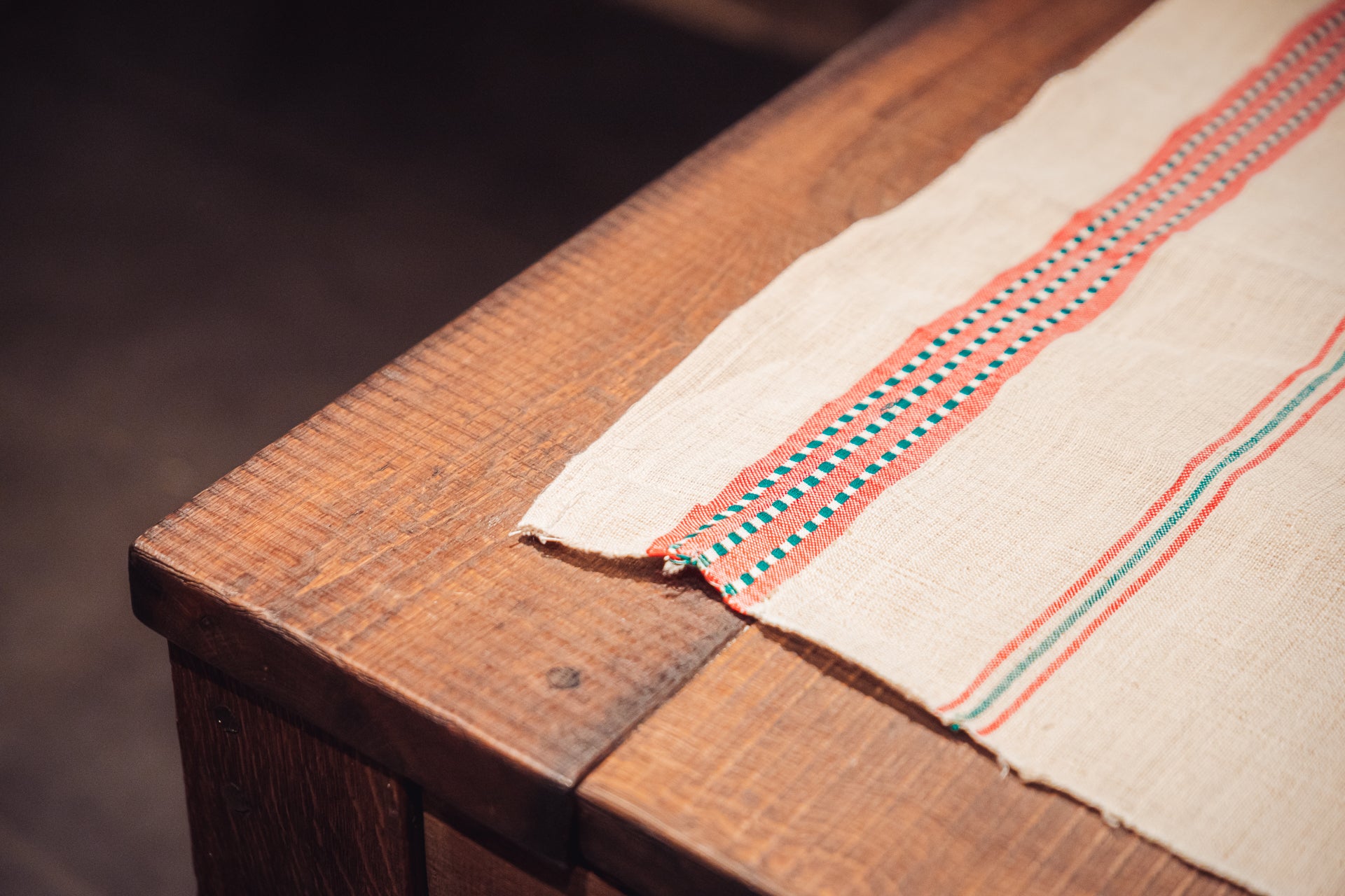 Table runner: Antique handwoven Hungarian hemp - TW125