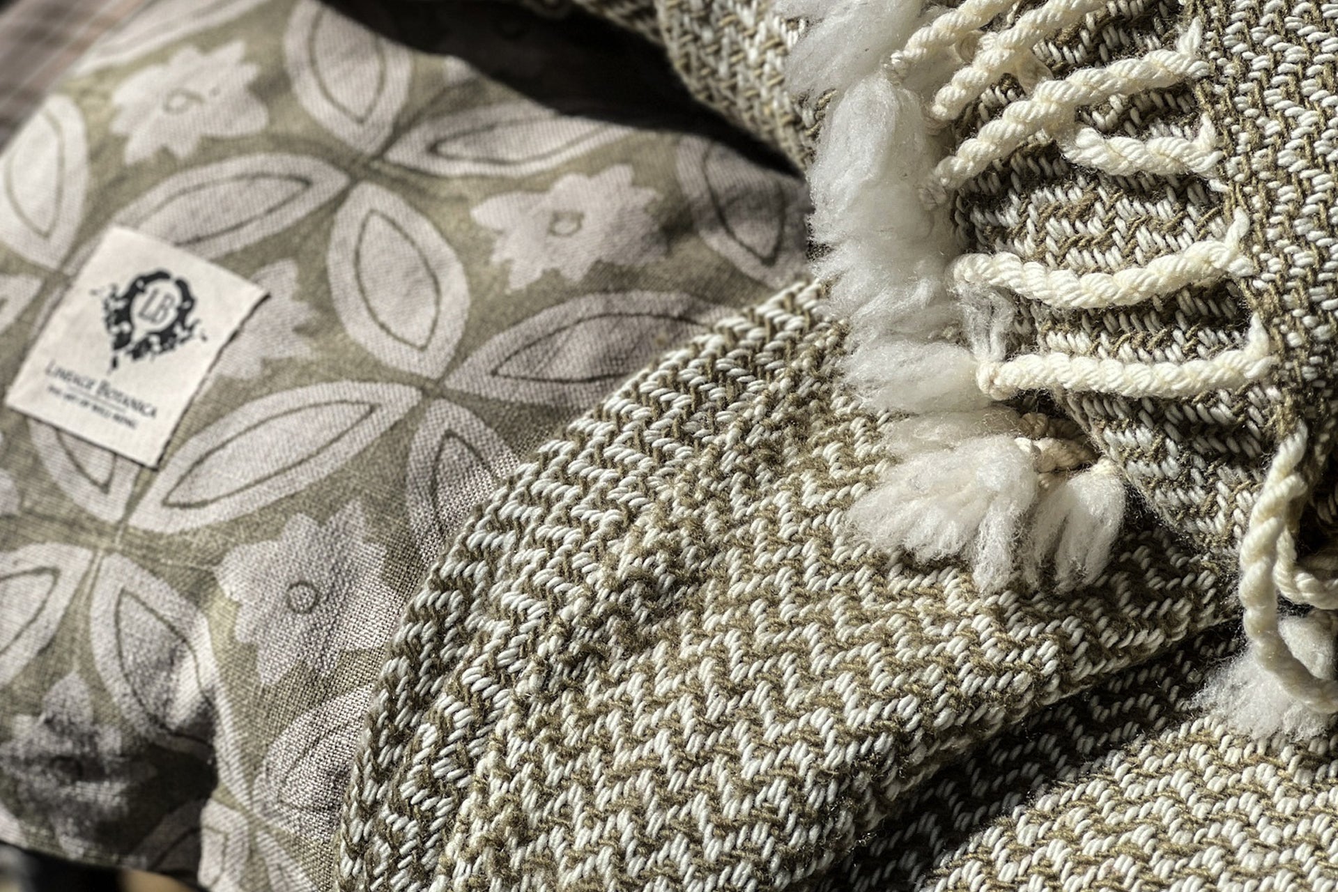 Blanket:  Merino wool, woven in Bulgaria - BL118