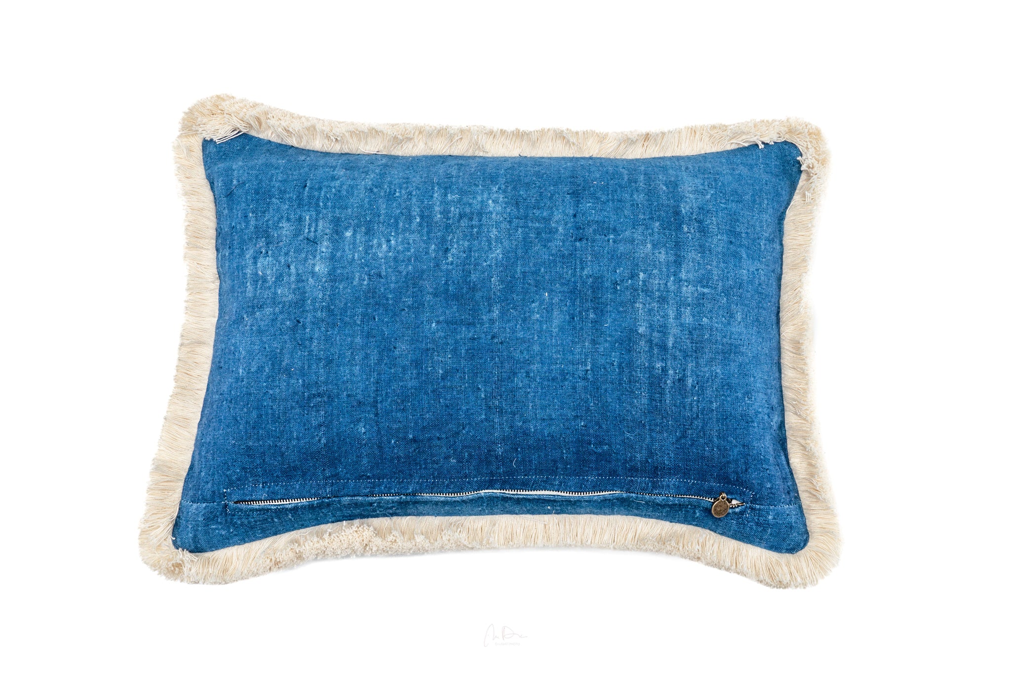 Pillow: Handwoven antique Bulgarian cotton - P233